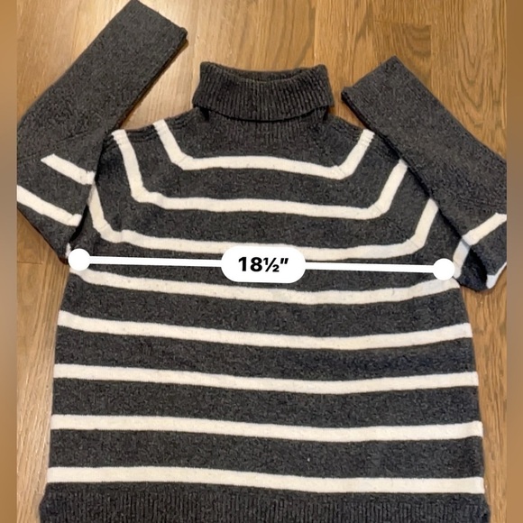 a new day sweater size M gray - Picture 7 of 7